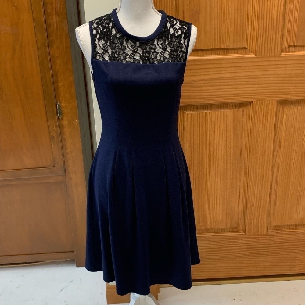 Kut from the Kloth sleeveless lace mini dress size 8L-37 19in pit #new years eve